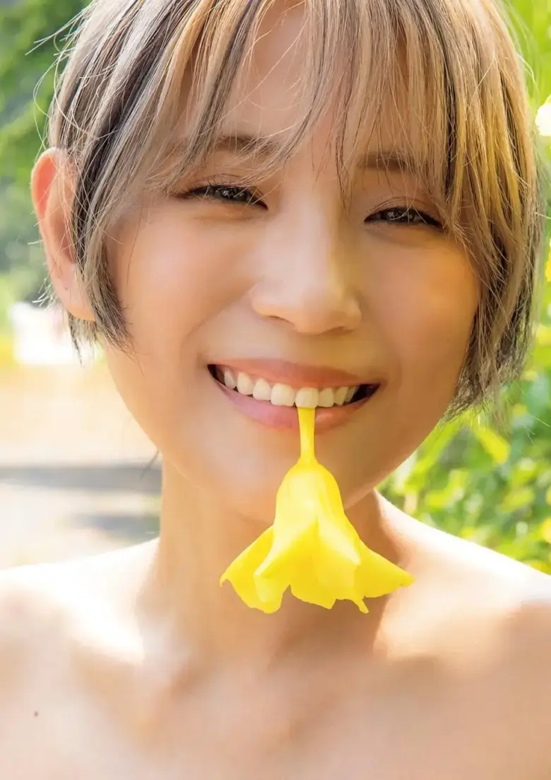 Tsunko つんこ, 1st寫真集 [OVER] Set.03 - 偶像便利店