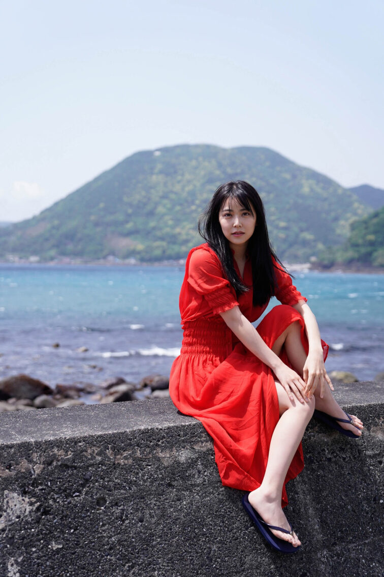 Miru Shiroma 白間美瑠, Rei Jonishi 上西怜, ヤンマガデジタル写真集 ヤンマガアザーっす！ 号未公開カット - 偶像便利店