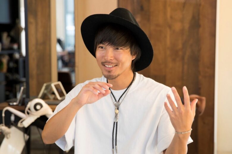 日本银座疯传超强发型师，年收破亿、上万位客人，整容级技术震惊日网：短发之神！ - 偶像便利店