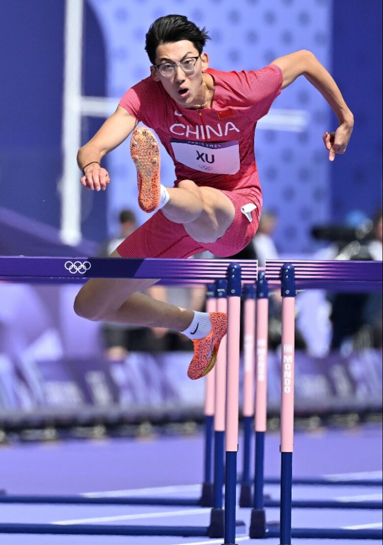 “书生跑者”徐卓一爆红！日本女生赞叹太帅，以为他参加奥数，结果却是参加奥运！ - 偶像便利店