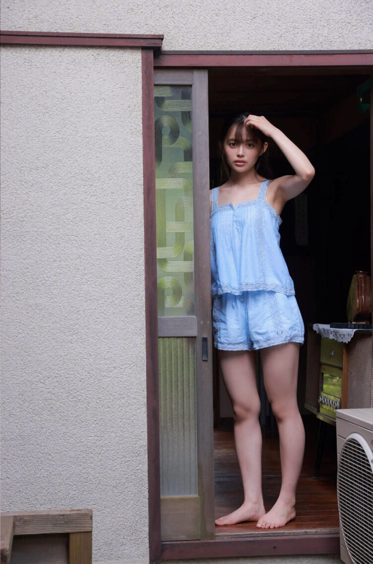 Hinami Mori 森日菜美, 写真集 PROTO STAR Set.02 - 偶像便利店