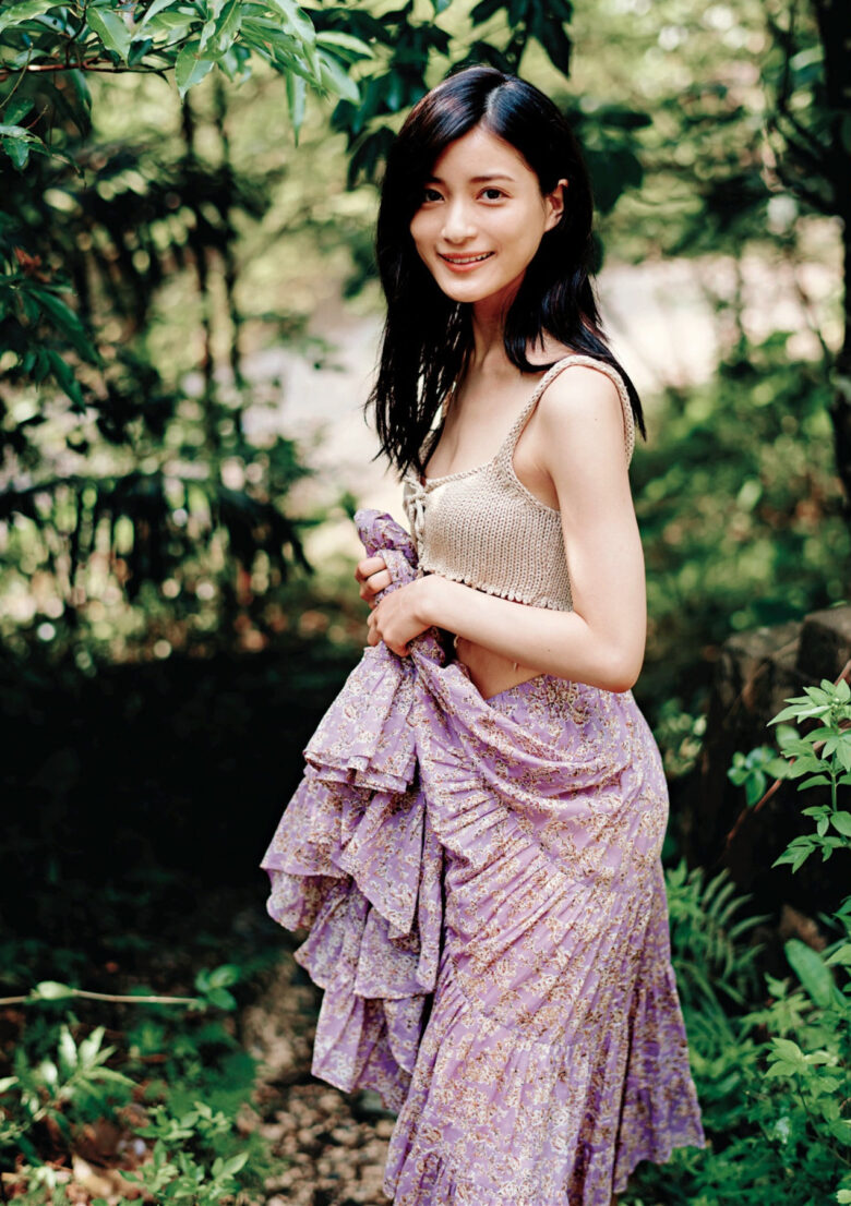 Nana Oda 織田奈那, ファースト写真集 [無頼派の純情] Set.01 - 偶像便利店