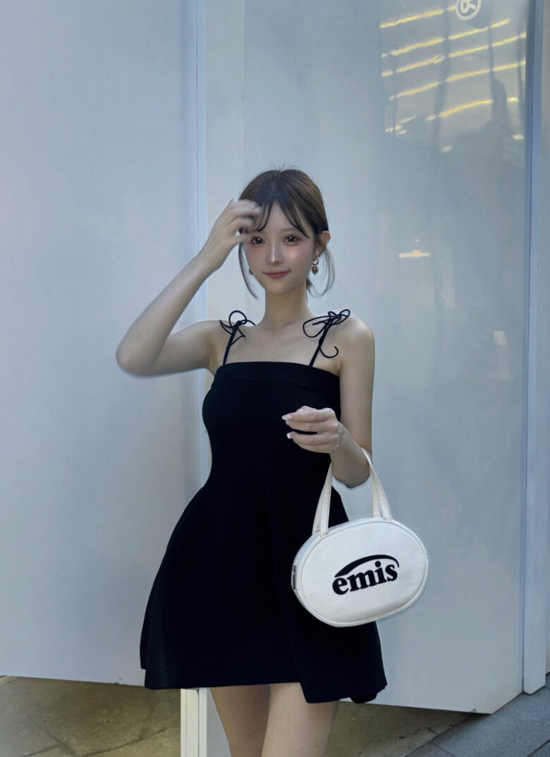 日本妈妈《圣菜》童颜身材超逆天！完全看不出来有个５岁女儿！ - 偶像便利店