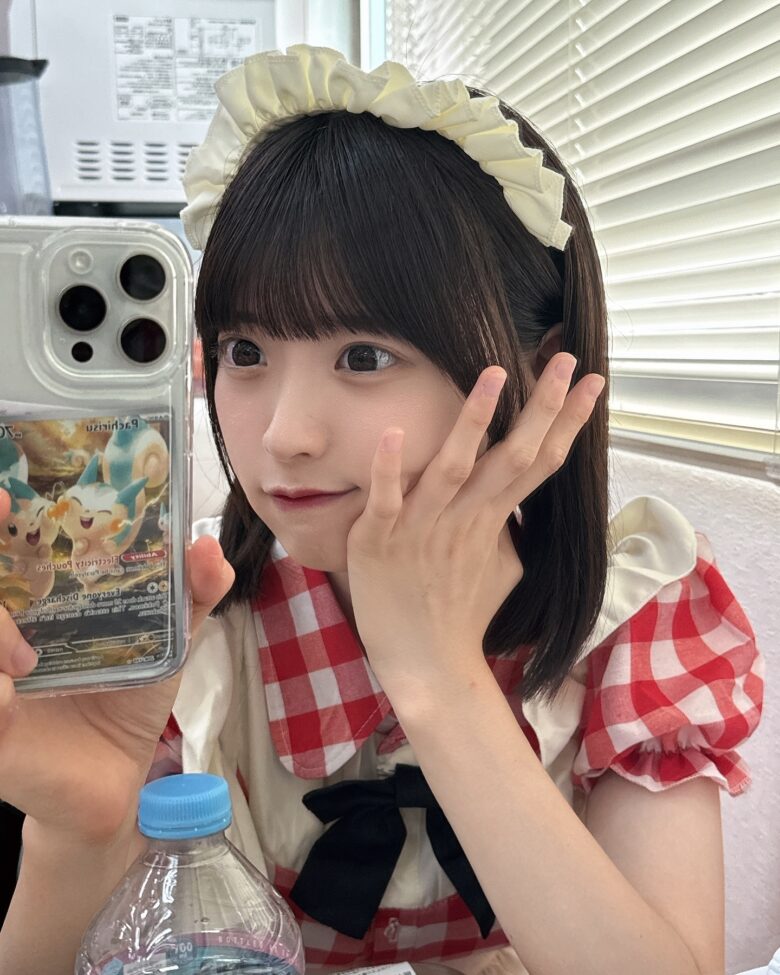 隔离位个女同学 「百瀬せいな」女友感十足 - 偶像便利店